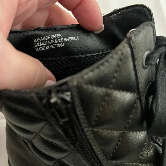 B.O.C. by BORN BOOTS, Women’s Size 6.5, Gray / Brown High-Top Sneakers / Boots. - Picture 7 of 9